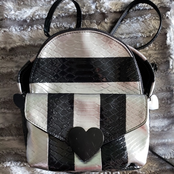 Victoria Secret PINK Mini backpack Limited editio. - Picture 5 of 5